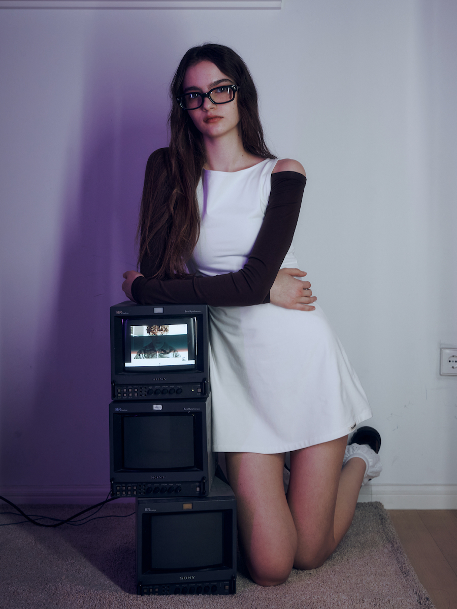 MUSINSA | GLOWNY GIRLFRIEND SLEEVELESS MINI DRESS (WHITE)