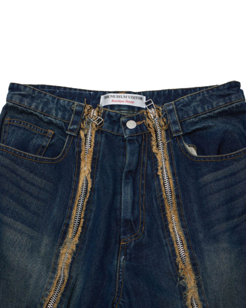 CURVED ZIPPER DENIM SHORTS (WASHED BLUE)