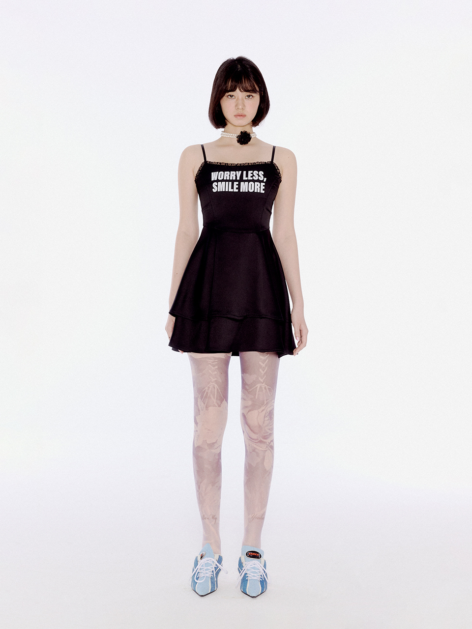 ワンピース YOUHEE LETTERING SATIN FLARE MINI DRESS BLACK MUSINSA公式 | YOUHEE LETTERING SATIN FLARE MINI DRESS BLACK
