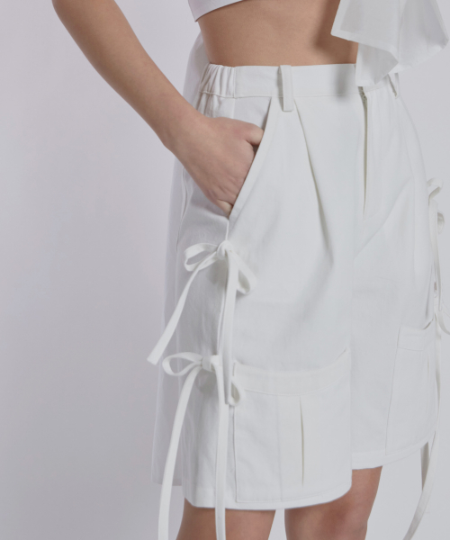 STRAP POCKET BERMUDA PANTS[WHITE]