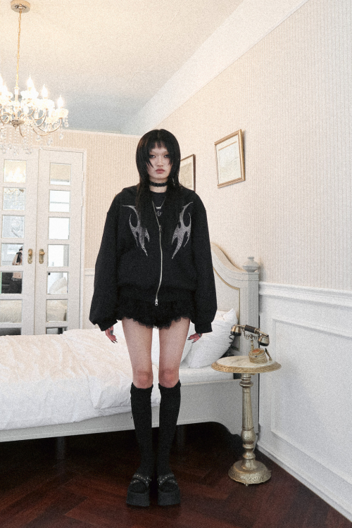 lisa hoodie