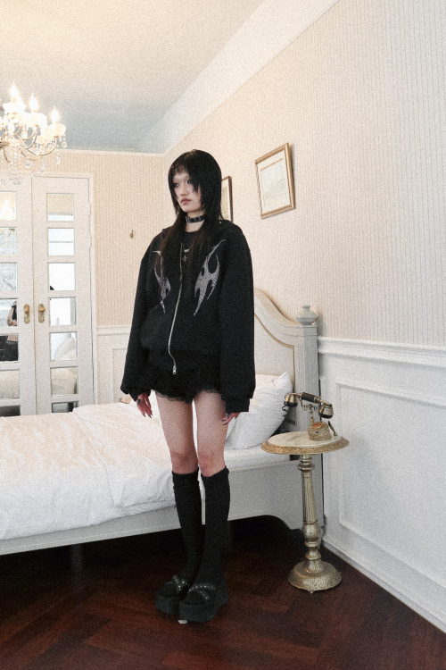 lisa hoodie