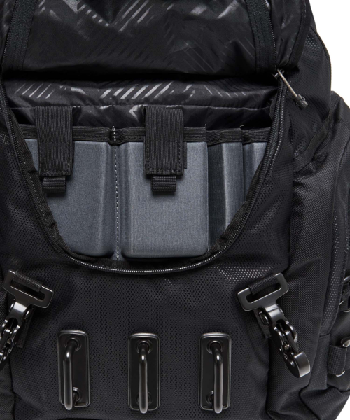 KITCHEN SINK BACKPACK - STEALTH чёрный / 92060A-013