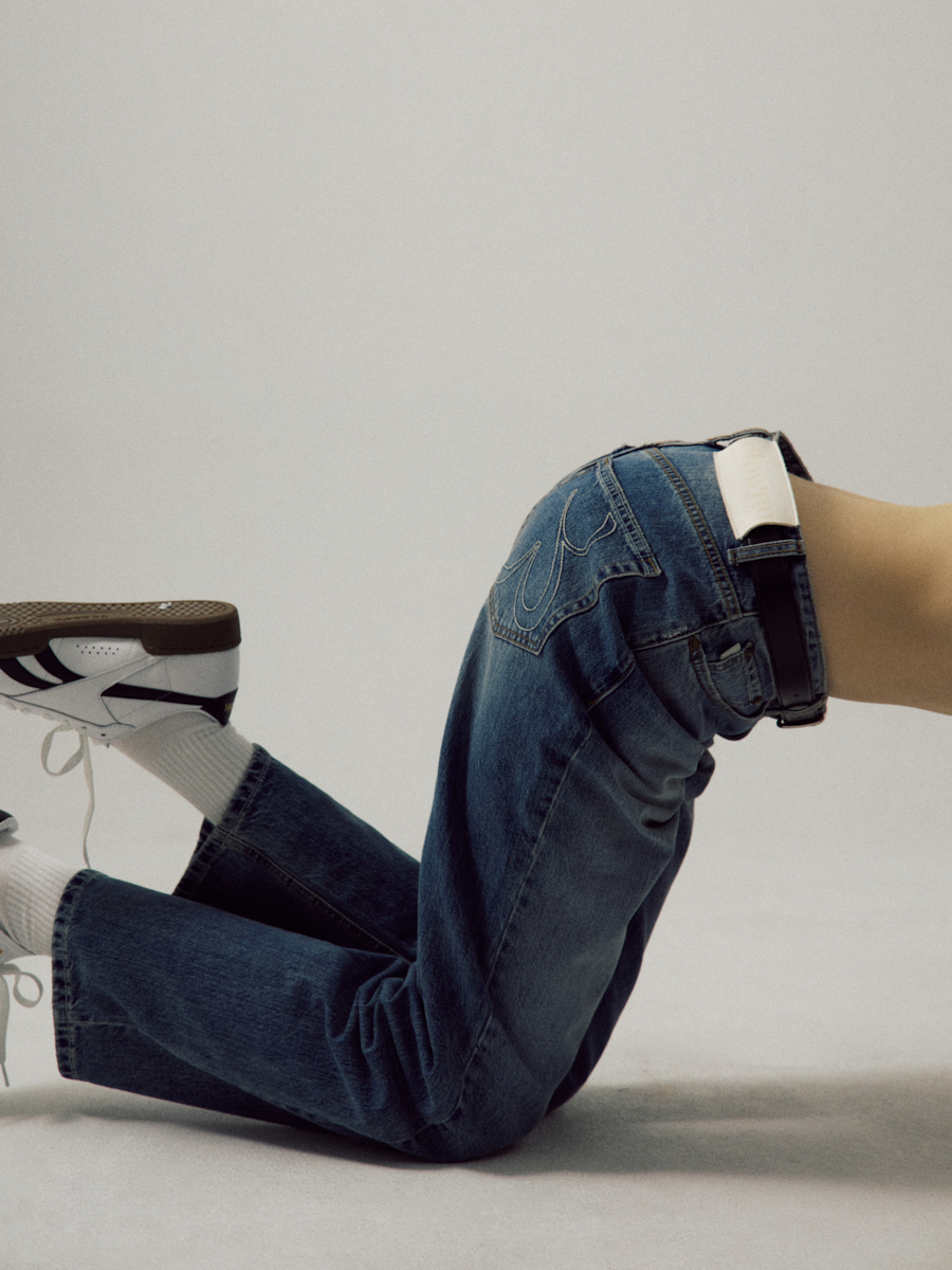 MUSINSA | GLOWNY 93 MID-RISE LOOSE FIT JEANS (BLUE)
