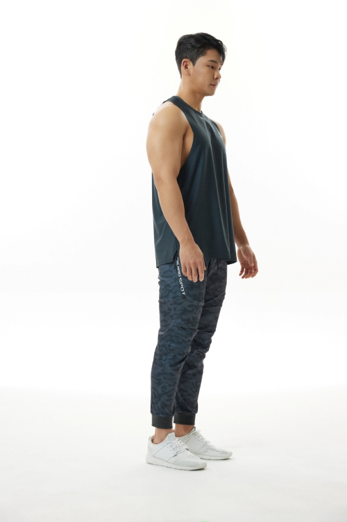 Бесшовная майка muscle fit SLV soft BLACK