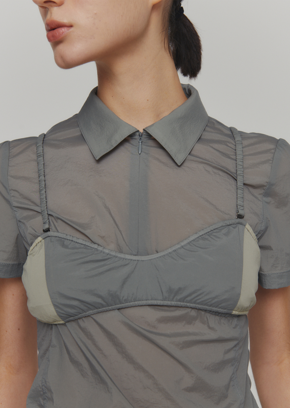 【AMOMENTO】HALF ZIP-UP CORSET TOP 202404092318350288768916366154