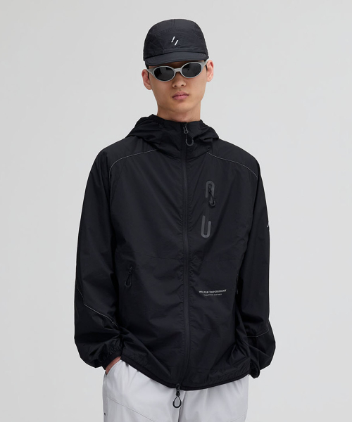 светлый PACKABLE WINDBREAKER_BLACK_WOL058