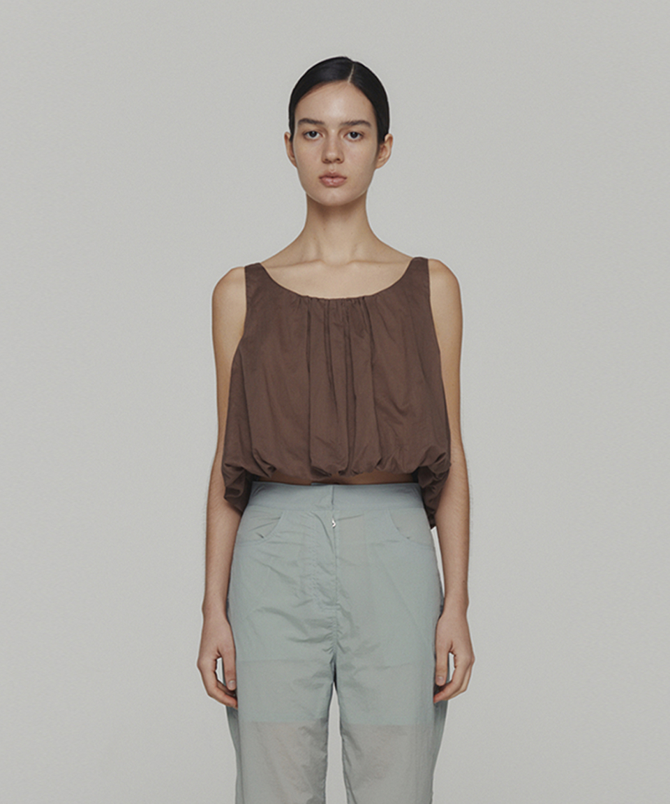 아모멘토(AMOMENTO) SHEER VOLUME CROP TOP_BROWN - 사이즈 & 후기