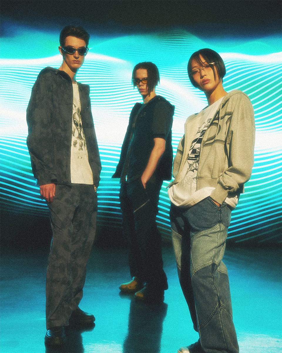 【CRITIC】ALIEN INVASION BAND T-SHIRTS ☆BOYNEXTDOOR ソンホ 着用！！【CRITIC】ALIEN INVASION BAND T