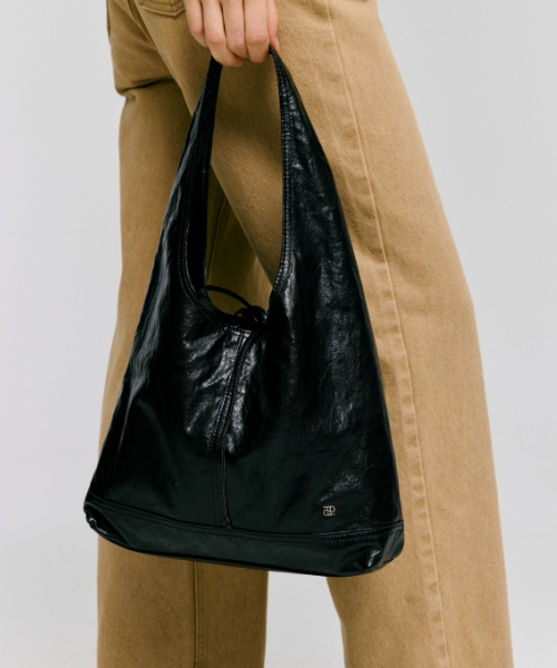pino bag (hobo) - black (M)