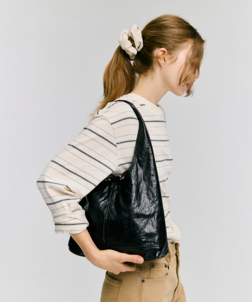 pino bag (hobo) - black (M)