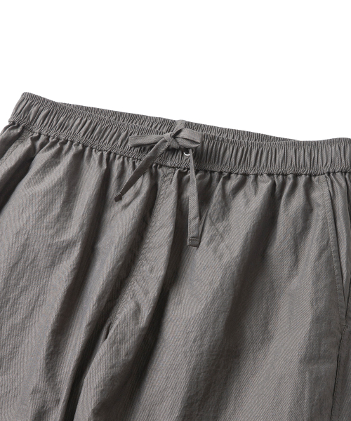 GLOSSY EASY PANTS (OLIVE GREY)