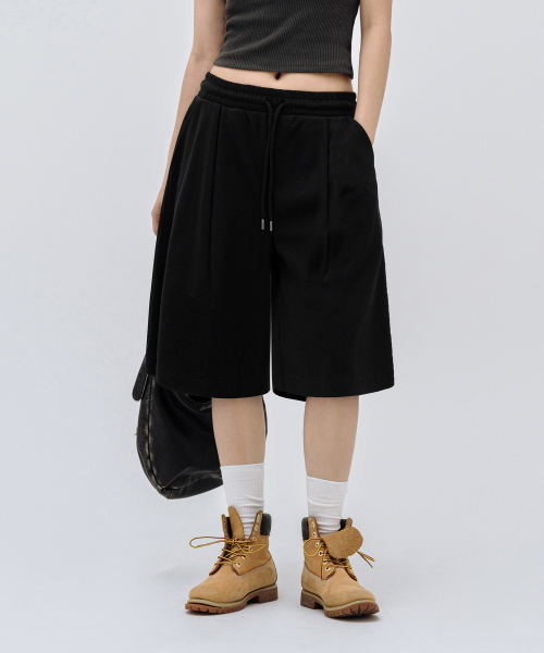 BERMUDA WIDE ONE-TUCK SWEAT SHORTS_3COLOR