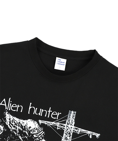 TCM alien hunter T (black)