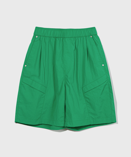 One tuck nylon cargo shorts_4 COLOR