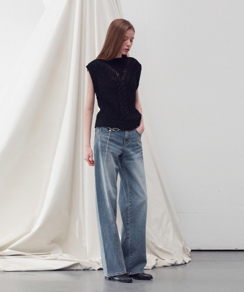 CROCHET-KNIT VEST TOP BLACK