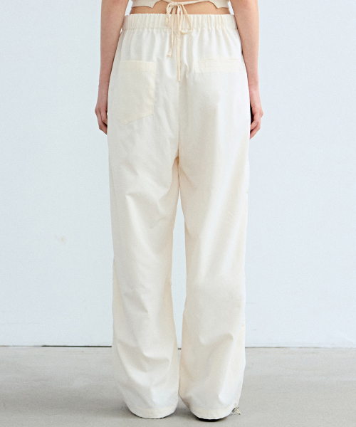 MINIMAL PARACHUTE PANTS CREAM