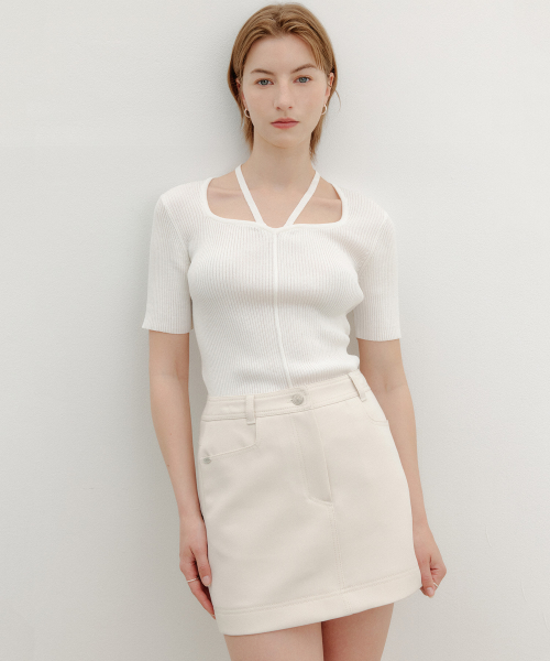룩캐스트(LOOKAST) 로지 스트랩 니트 / ROSIE STRAP KNIT_2colors - 사이즈 & 후기 | 무신사