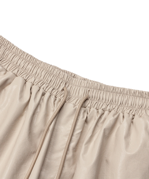 Шорты-бермуды из веганской кожи BEIGE