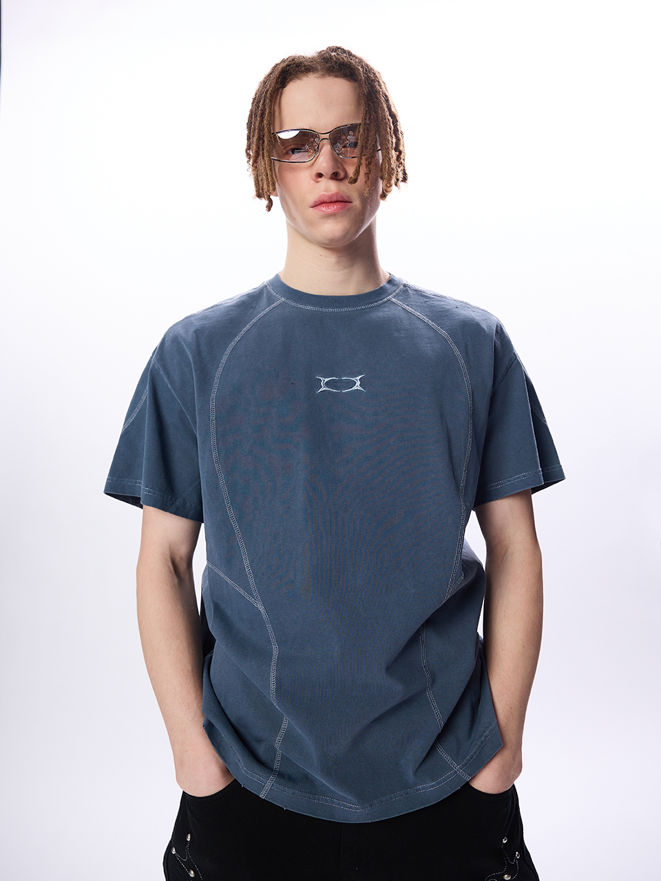 MUSINSA公式 | CRITIC INCISION PIGMENT T-SHIRTS BLUE