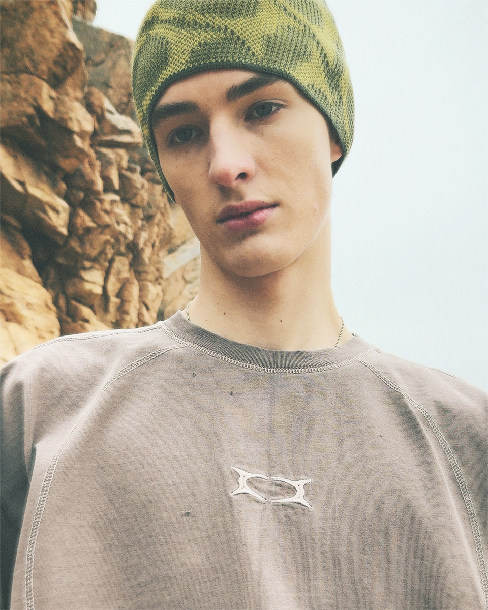 【CRITIC】INCISION PIGMENT T-SHIRTS MUSINSA | CRITIC INCISION PIGMENT T-SHIRTS BEIGE