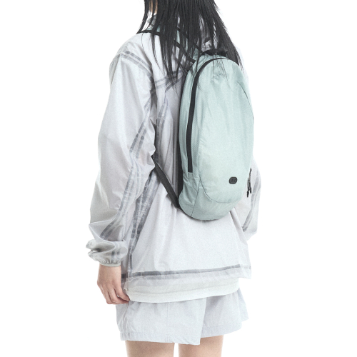 UL Flat Backpack 6L – Glacier Blue