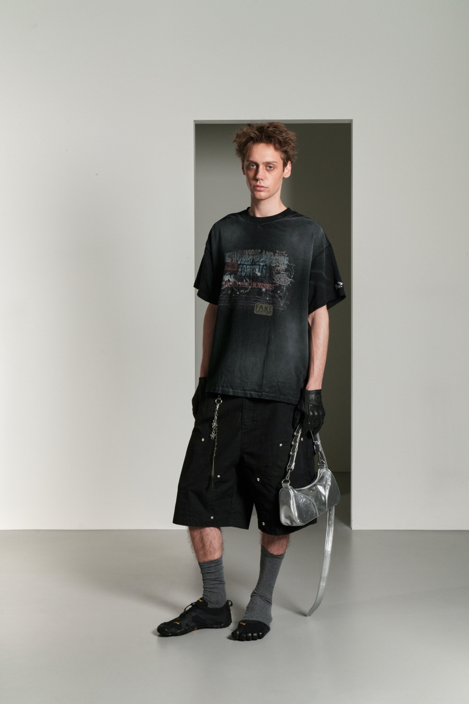 ★GRAILZ★2025SS 新作★VISION WASHED T-SHIRTS★2色 MUSINSA | GRAILZ OVERLAP WASHED T-SHIRTS [BLACK]