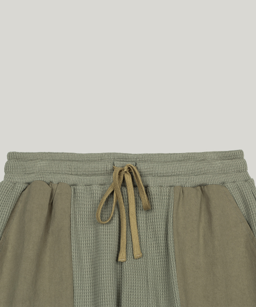 Round Panel Jogger Pants [KHAKI]