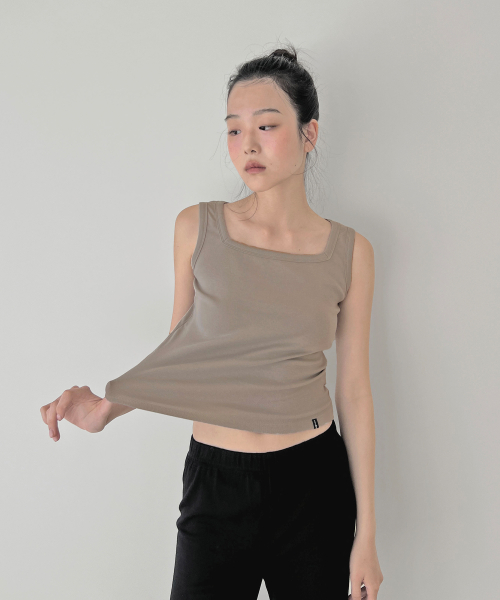 D. BASIC COTTON SQUARE NECK TOP - 5 COLOR