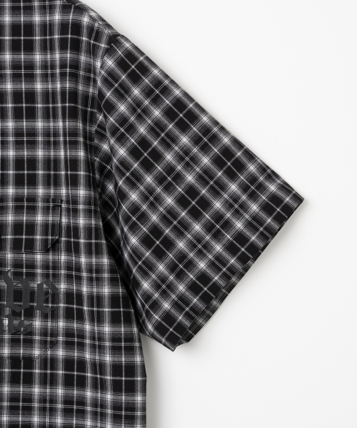 Футболка с круглым вырезом и двумя карманами [Black]