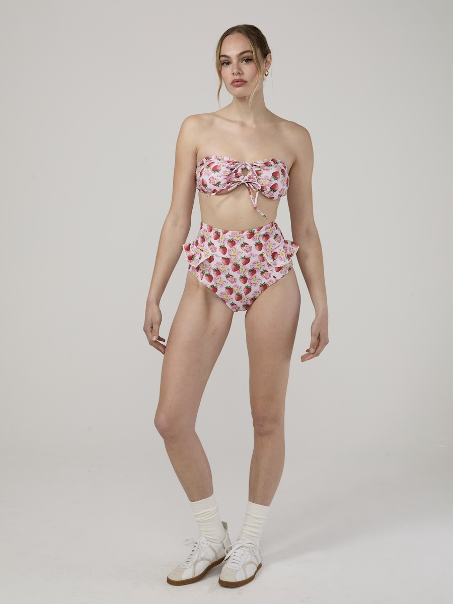 ★GLOWNY★HUGGING BIKINI TOP (STRAWBERRY BOW)★正規品/送料込 MUSINSA | GLOWNY BOW BIKINI TOP (STRAWBERRY MILK)