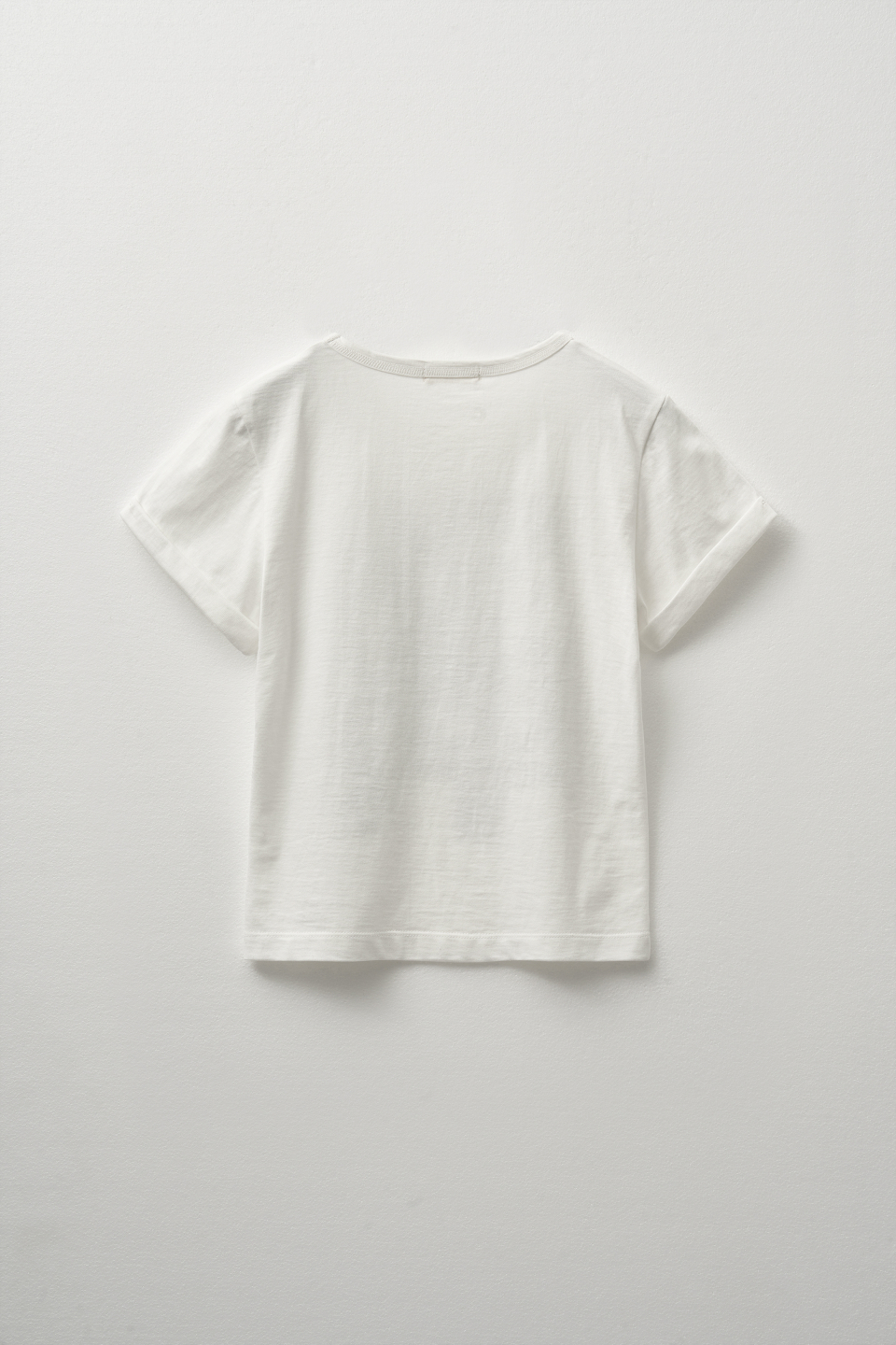 ★HELENE PARIS★ Helene Stud Applique Half T-Shirt White MUSINSA | HELENE PARIS Helene Stud Applique Half T-Shirt [Navy]