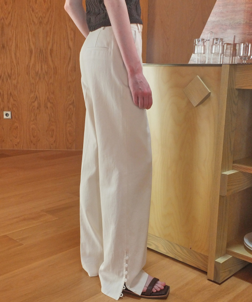 BUTTON SIDE SLIT PANTS - IVORY