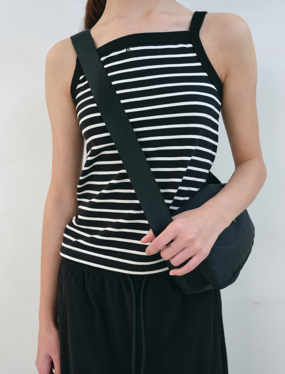 ENZO BLUES☆Easy Luster Cross Bag MUSINSA公式 | ENZO BLUES Easy Luster Cross Bag (Black)