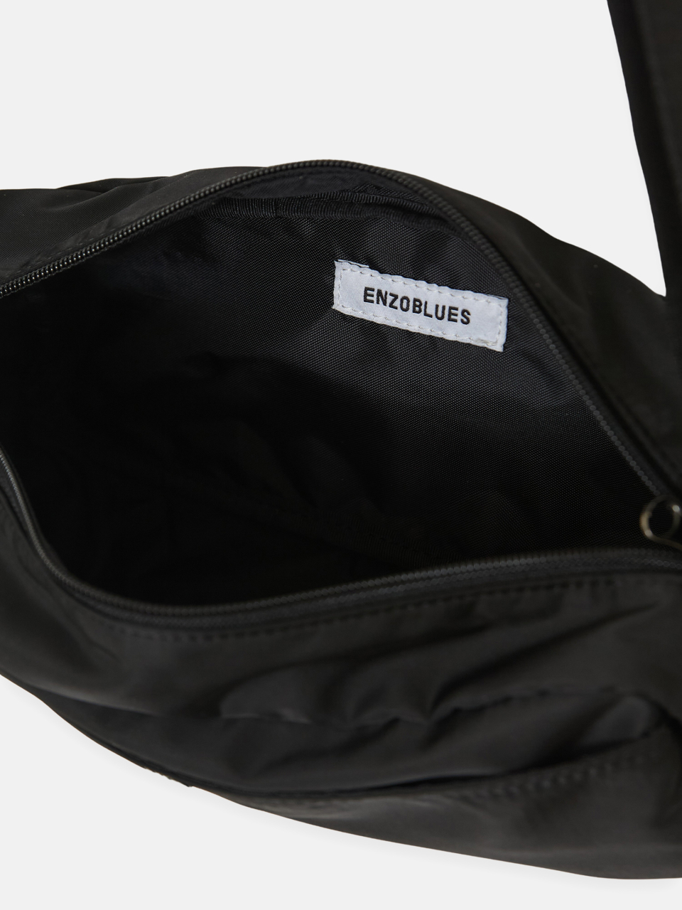 MUSINSA公式 | ENZO BLUES Easy Luster Cross Bag (Black)