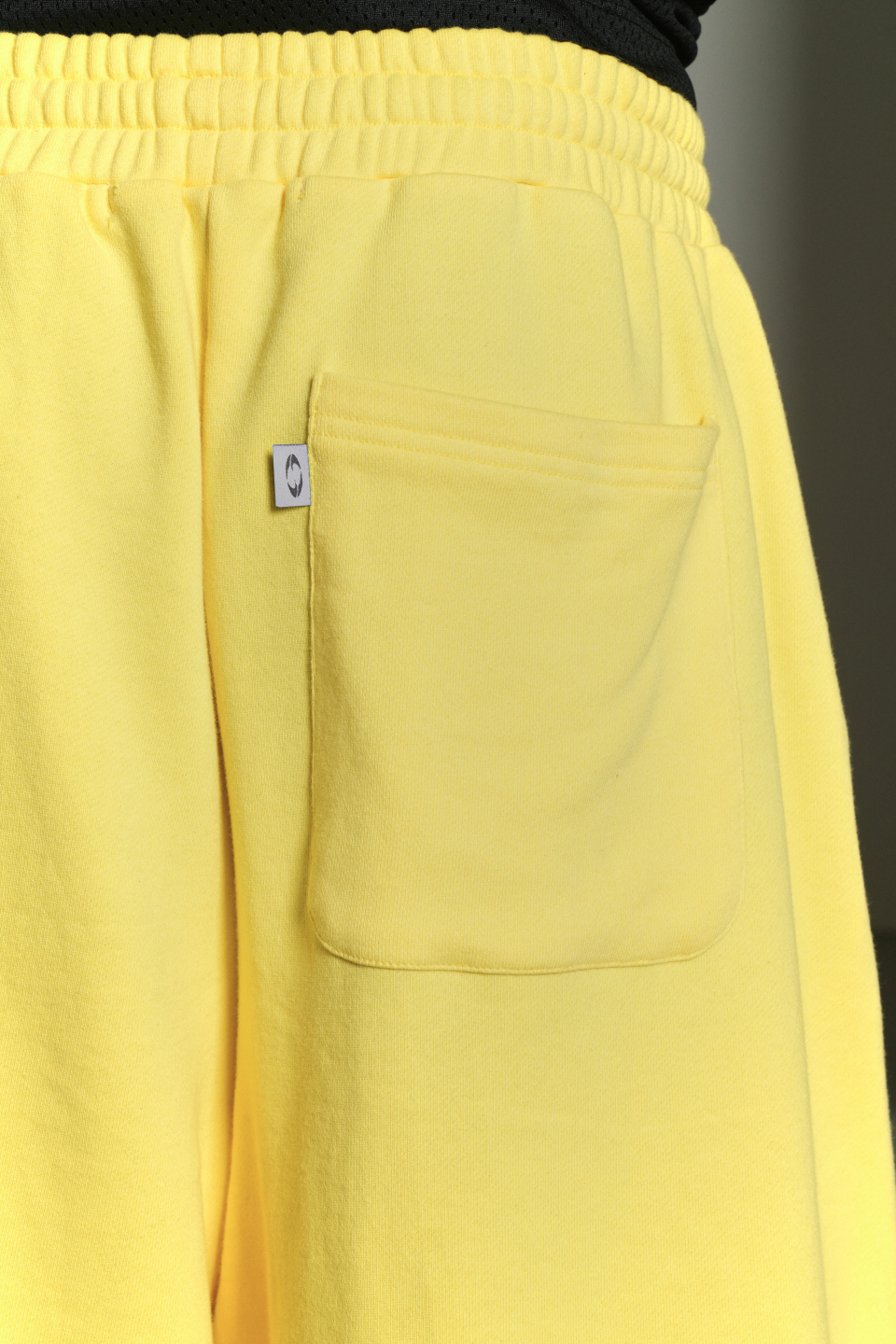 ☆送料・関税込☆GRAILZ★ROSE EMBLEM BERMUDA SWEATPANTS★ ☆送料・関税込☆GRAILZ☆ROSE EMBLEM BERMUDA SWEATPANTS☆