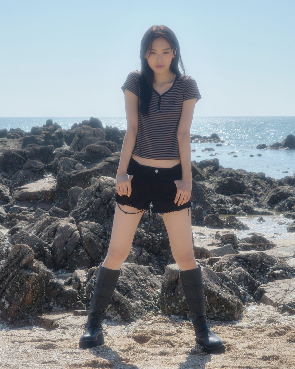 MUSINSA公式 | ASON SOLID BLACK SHORT PANTS