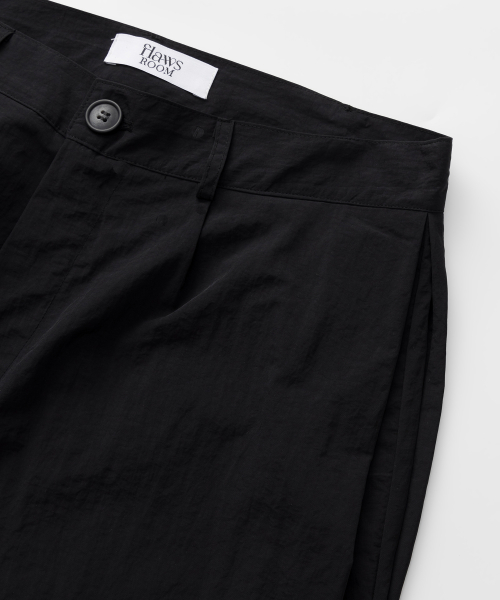 Side Two Tuck Balloon Pants [BLACK]
