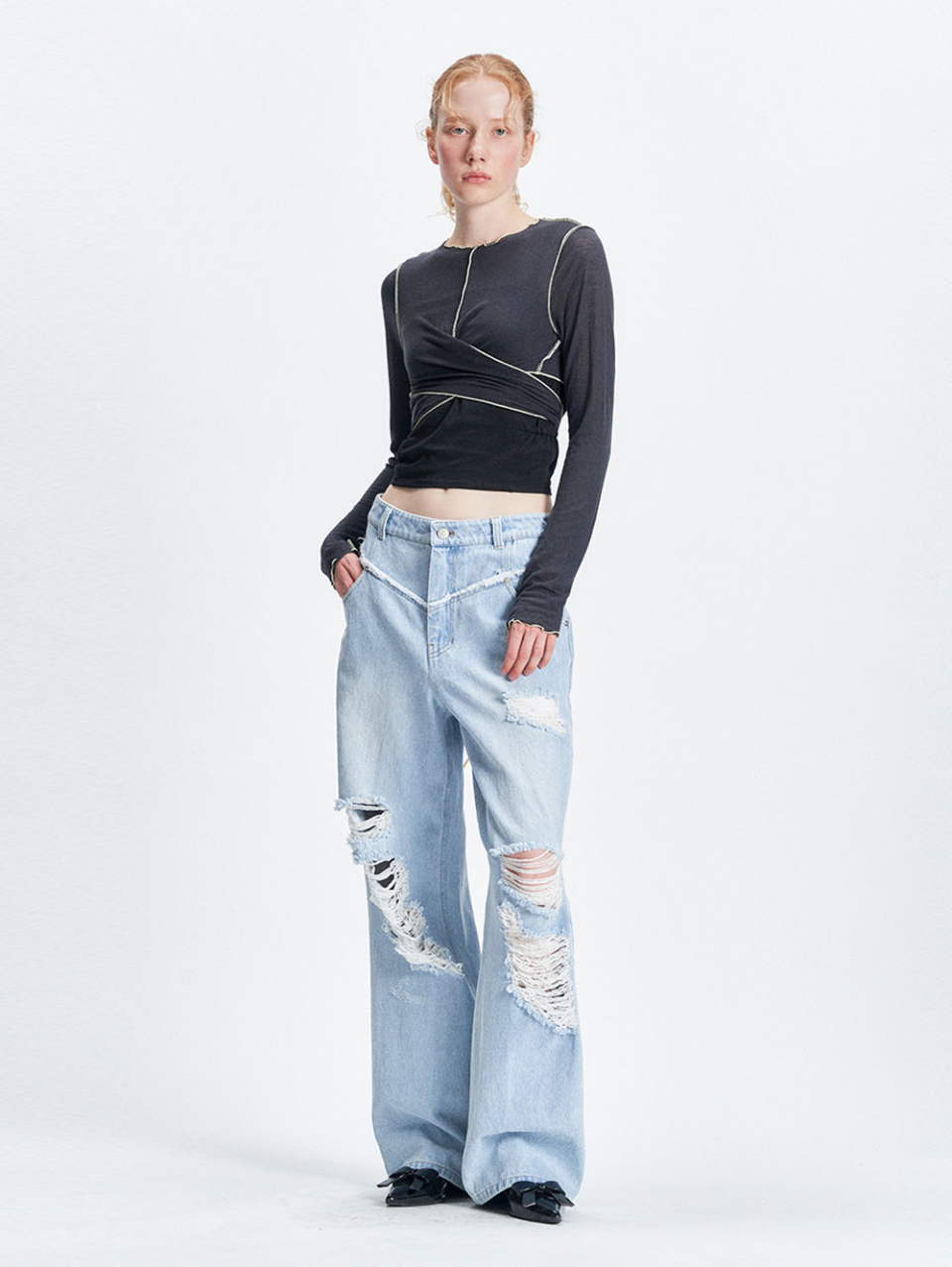 MUSINSA公式 | TUOMIO SHEER TWISTED TOP [CHARCOAL]
