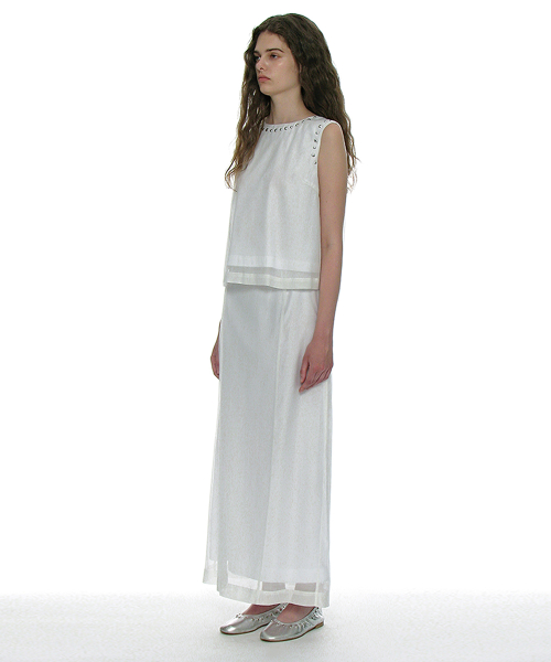 Блузка с открытой спиной и шипами White