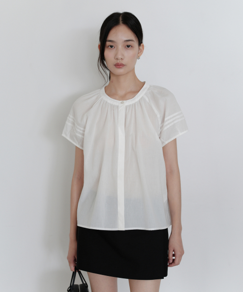 Marge round blouse