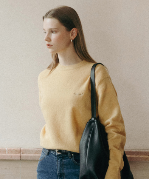 WOOL ROUND KNIT PULLOVER YELLOW