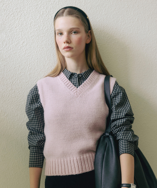 V NECK KNIT VEST PINK