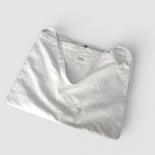 Light Daily Cross Shoulder Eco Bag_ [Flower Embroidery White]