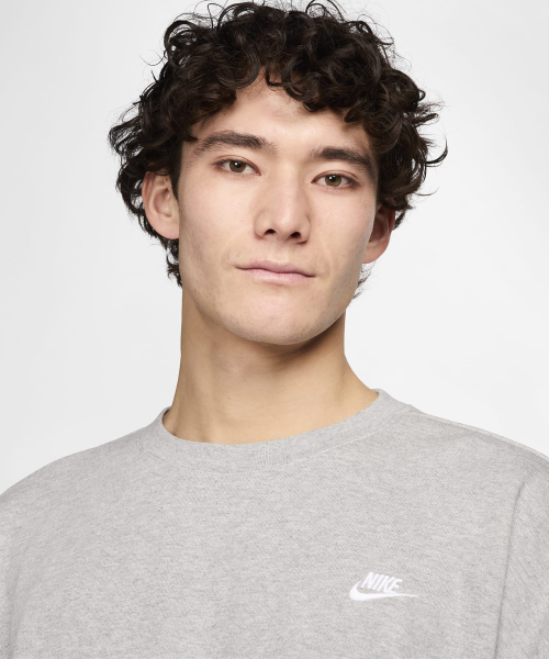 M NK CLUB FT OVERSIZED CREW - DK GREY HEATHER/LT SMOKE GREY/(WHITE)