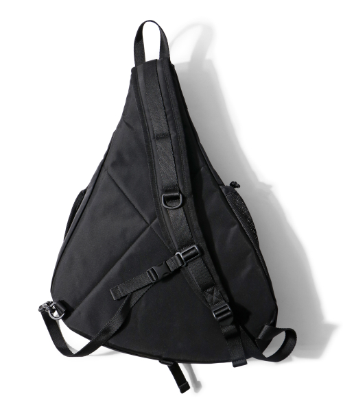 Quaker Sling Bag_Black