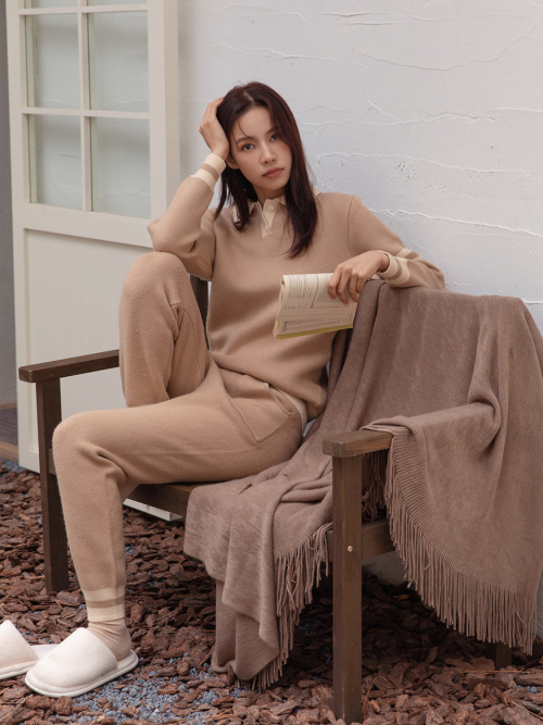 Трикотажный двухпредметный комплект Almond Beige