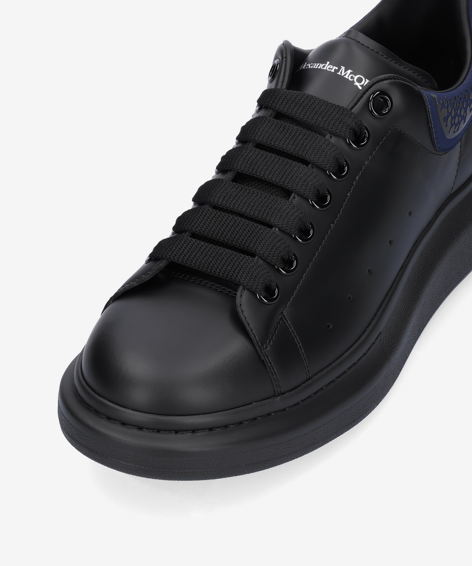 MUSINSA | ALEXANDER McQUEEN Oversole Sneakers - Black
