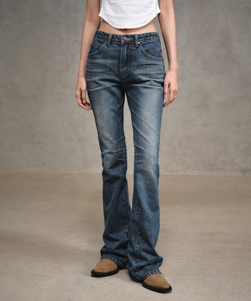 (W) Jeanne Flare Denim French Blue