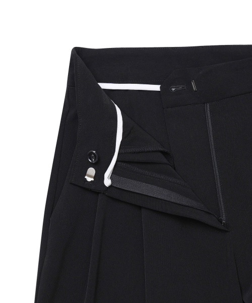 Широкие слаксы с двумя защипами black